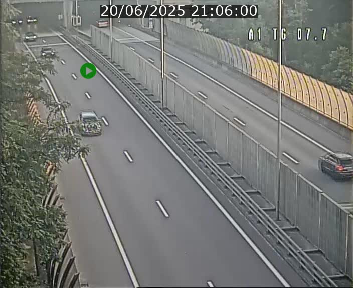 Traffic live webcam Luxembourg Kirchberg - A1 direction Luxembourg-ville - BK 7.7