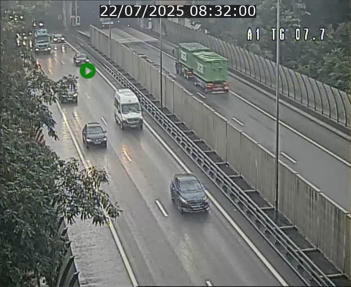 Traffic live webcam Luxembourg Kirchberg - A1 direction Luxembourg-ville - BK 7.7