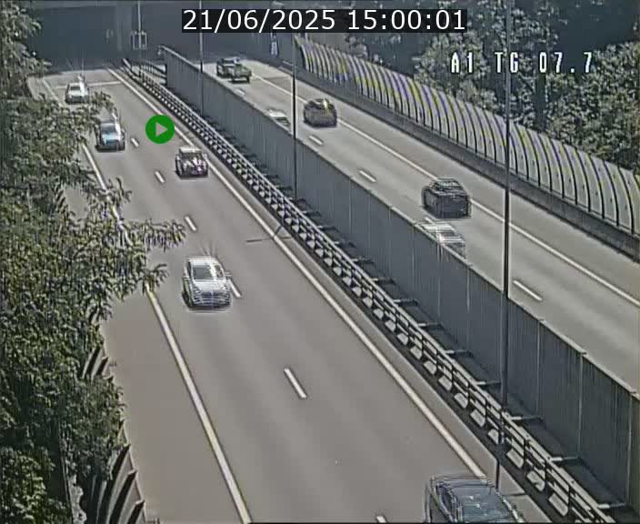 Traffic live webcam Luxembourg Kirchberg - A1 direction Luxembourg-ville - BK 7.7
