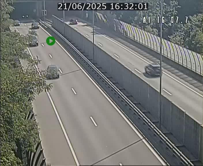 Traffic live webcam Luxembourg Kirchberg - A1 direction Luxembourg-ville - BK 7.7