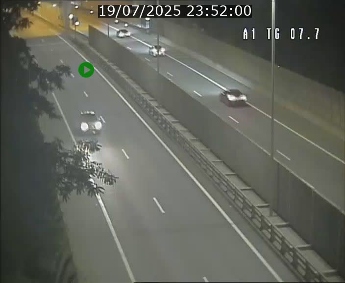 Traffic live webcam Luxembourg Kirchberg - A1 direction Luxembourg-ville - BK 7.7
