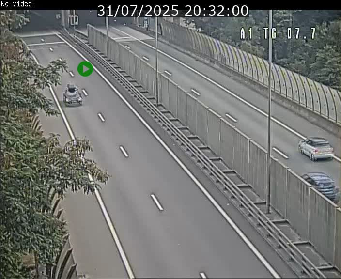 Traffic live webcam Luxembourg Kirchberg - A1 direction Luxembourg-ville - BK 7.7