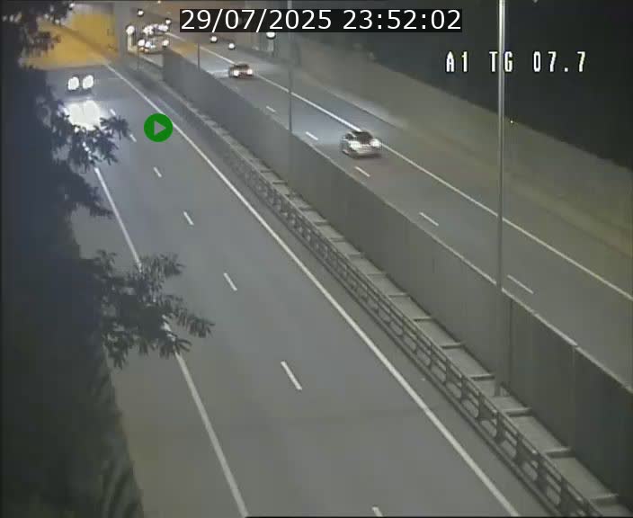 Traffic live webcam Luxembourg Kirchberg - A1 direction Luxembourg-ville - BK 7.7