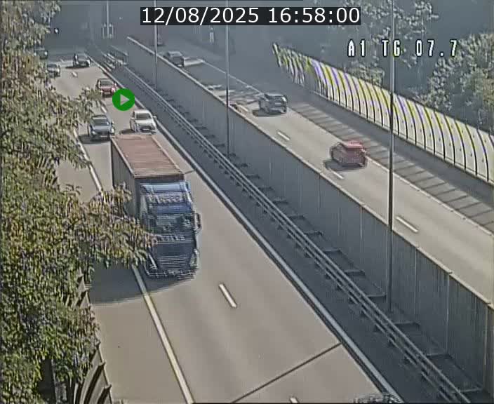 Traffic live webcam Luxembourg Kirchberg - A1 direction Luxembourg-ville - BK 7.7
