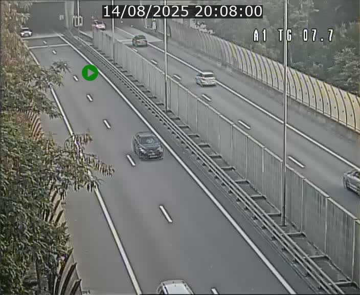 Traffic live webcam Luxembourg Kirchberg - A1 direction Luxembourg-ville - BK 7.7