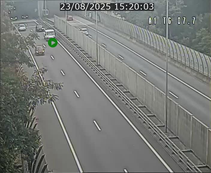Traffic live webcam Luxembourg Kirchberg - A1 direction Luxembourg-ville - BK 7.7