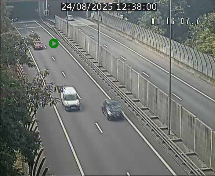 Traffic live webcam Luxembourg Kirchberg - A1 direction Luxembourg-ville - BK 7.7
