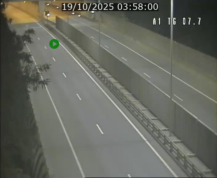 <h2>Traffic live webcam Luxembourg Kirchberg - A1 direction Luxembourg-ville - BK 7.7</h2>