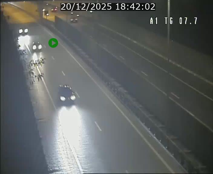 <h2>Traffic live webcam Luxembourg Kirchberg - A1 direction Luxembourg-ville - BK 7.7</h2>