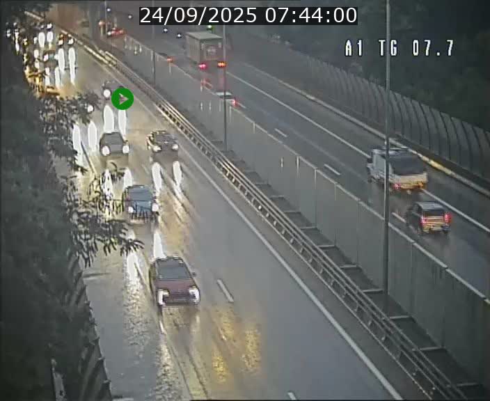 Traffic live webcam Luxembourg Kirchberg - A1 direction Luxembourg-ville - BK 7.7