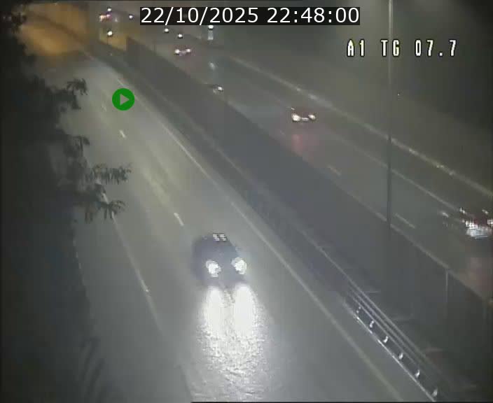 <h2>Traffic live webcam Luxembourg Kirchberg - A1 direction Luxembourg-ville - BK 7.7</h2>