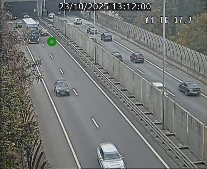 <h2>Traffic live webcam Luxembourg Kirchberg - A1 direction Luxembourg-ville - BK 7.7</h2>