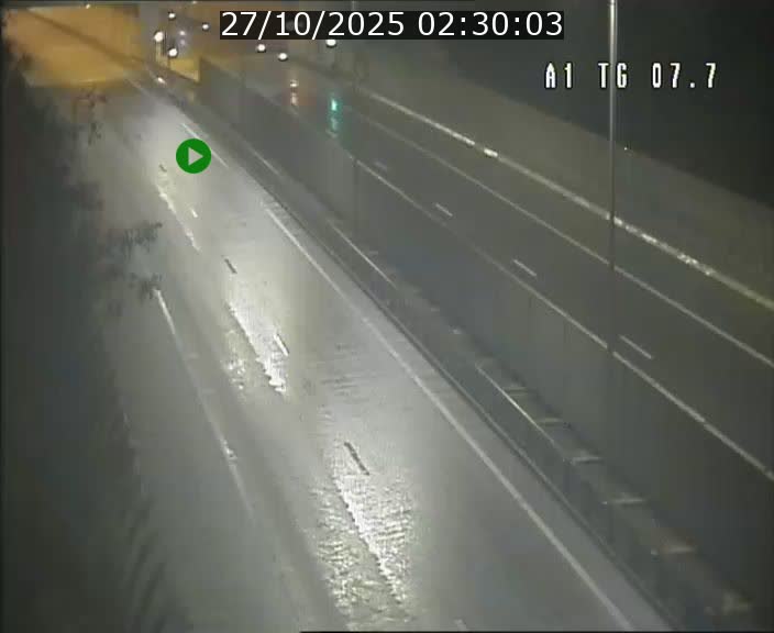 <h2>Traffic live webcam Luxembourg Kirchberg - A1 direction Luxembourg-ville - BK 7.7</h2>