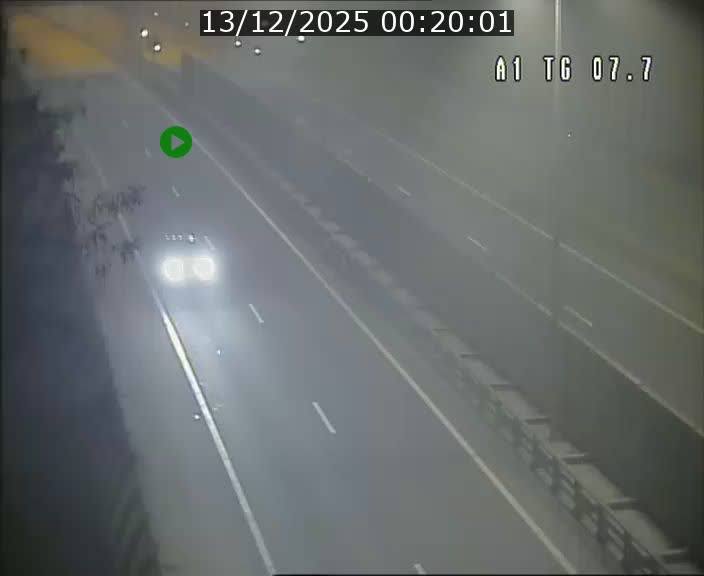 <h2>Traffic live webcam Luxembourg Kirchberg - A1 direction Luxembourg-ville - BK 7.7</h2>
