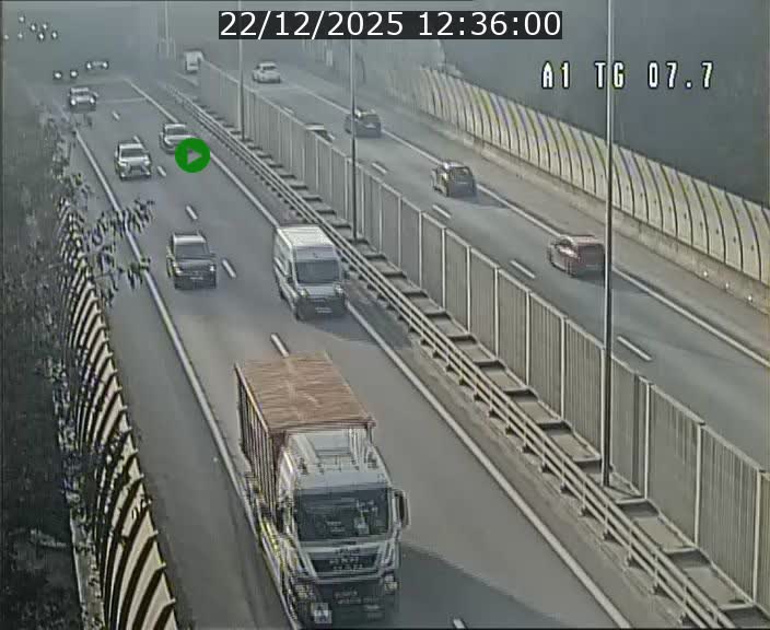 <h2>Traffic live webcam Luxembourg Kirchberg - A1 direction Luxembourg-ville - BK 7.7</h2>