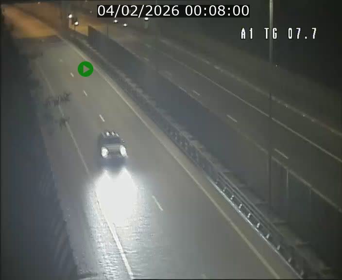 <h2>Traffic live webcam Luxembourg Kirchberg - A1 direction Luxembourg-ville - BK 7.7</h2>