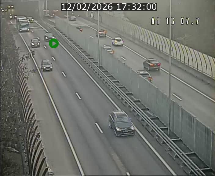 <h2>Traffic live webcam Luxembourg Kirchberg - A1 direction Luxembourg-ville - BK 7.7</h2>