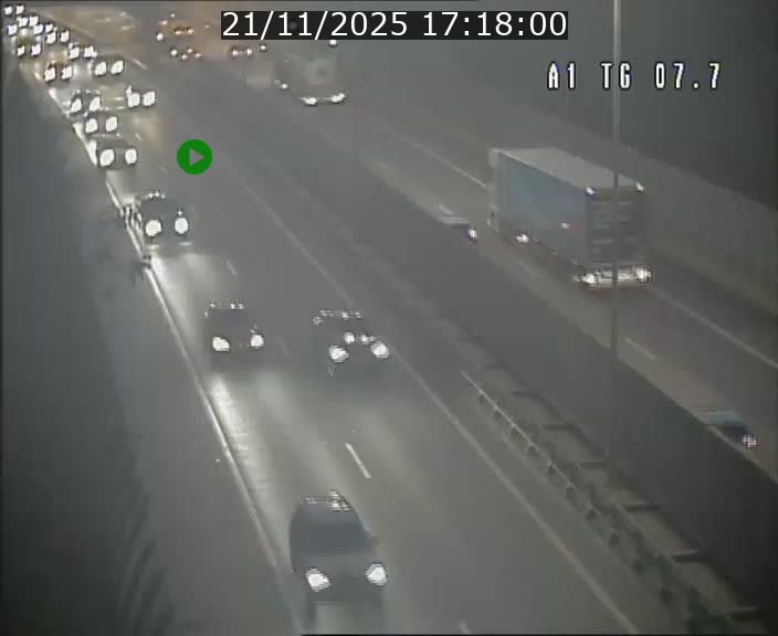 <h2>Traffic live webcam Luxembourg Kirchberg - A1 direction Luxembourg-ville - BK 7.7</h2>