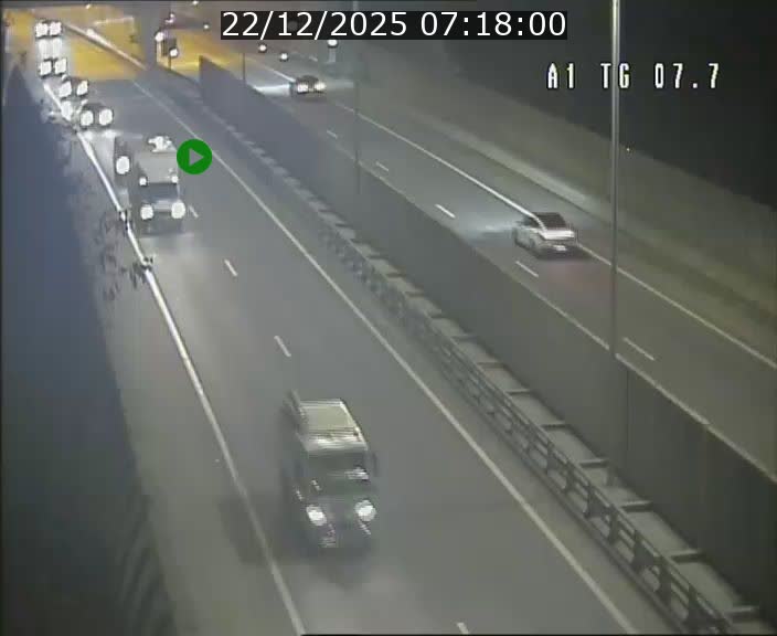 <h2>Traffic live webcam Luxembourg Kirchberg - A1 direction Luxembourg-ville - BK 7.7</h2>