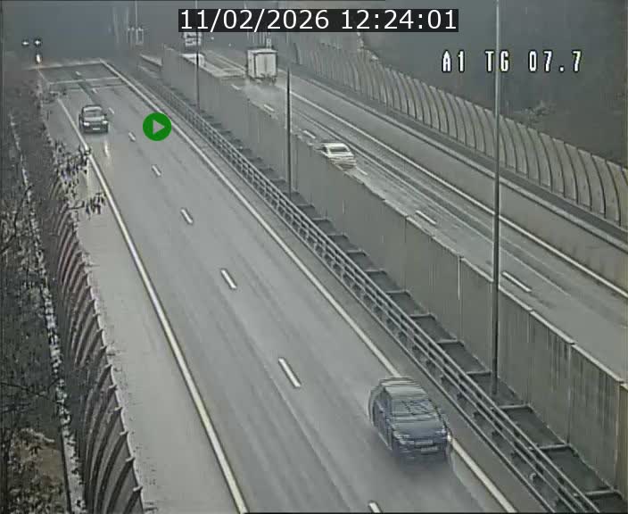 <h2>Traffic live webcam Luxembourg Kirchberg - A1 direction Luxembourg-ville - BK 7.7</h2>
