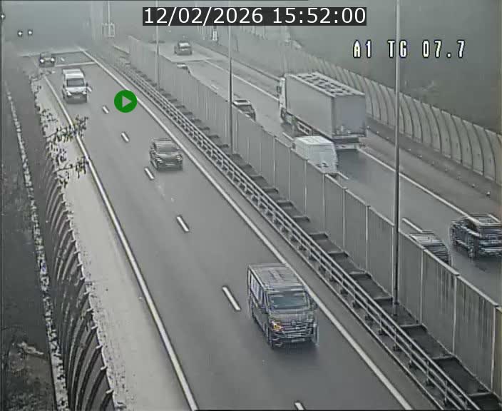 <h2>Traffic live webcam Luxembourg Kirchberg - A1 direction Luxembourg-ville - BK 7.7</h2>