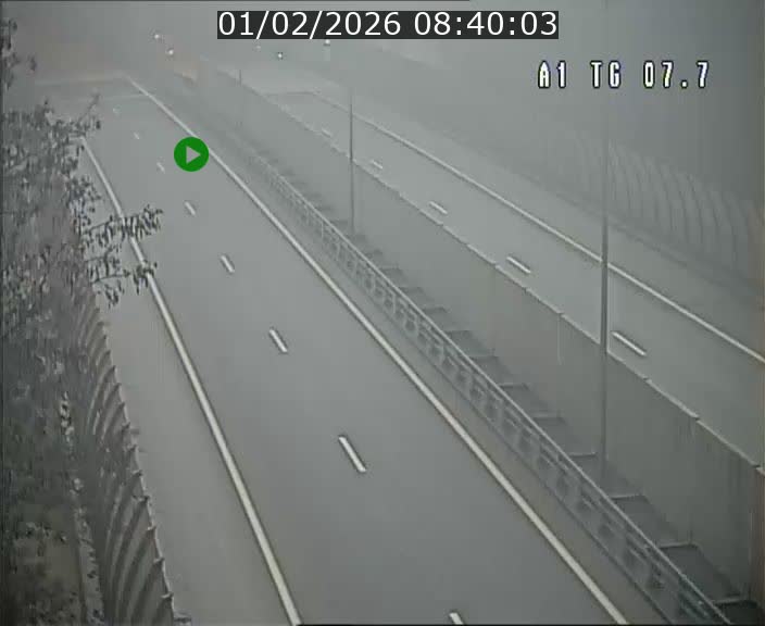 <h2>Traffic live webcam Luxembourg Kirchberg - A1 direction Luxembourg-ville - BK 7.7</h2>
