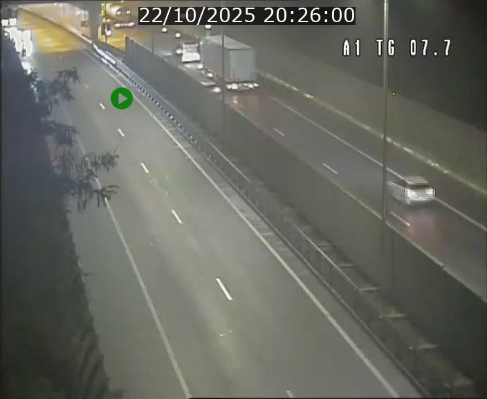 Traffic live webcam Luxembourg Kirchberg - A1 direction Luxembourg-ville - BK 7.7