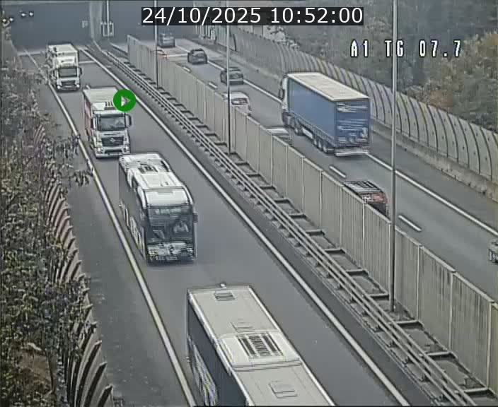 <h2>Traffic live webcam Luxembourg Kirchberg - A1 direction Luxembourg-ville - BK 7.7</h2>