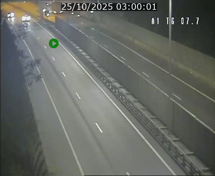 <h2>Traffic live webcam Luxembourg Kirchberg - A1 direction Luxembourg-ville - BK 7.7</h2>