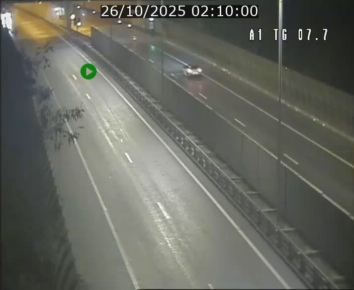 <h2>Traffic live webcam Luxembourg Kirchberg - A1 direction Luxembourg-ville - BK 7.7</h2>