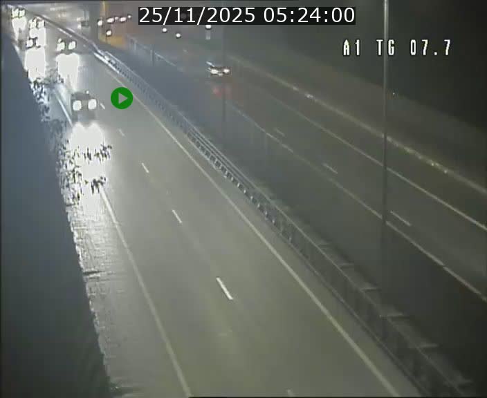<h2>Traffic live webcam Luxembourg Kirchberg - A1 direction Luxembourg-ville - BK 7.7</h2>