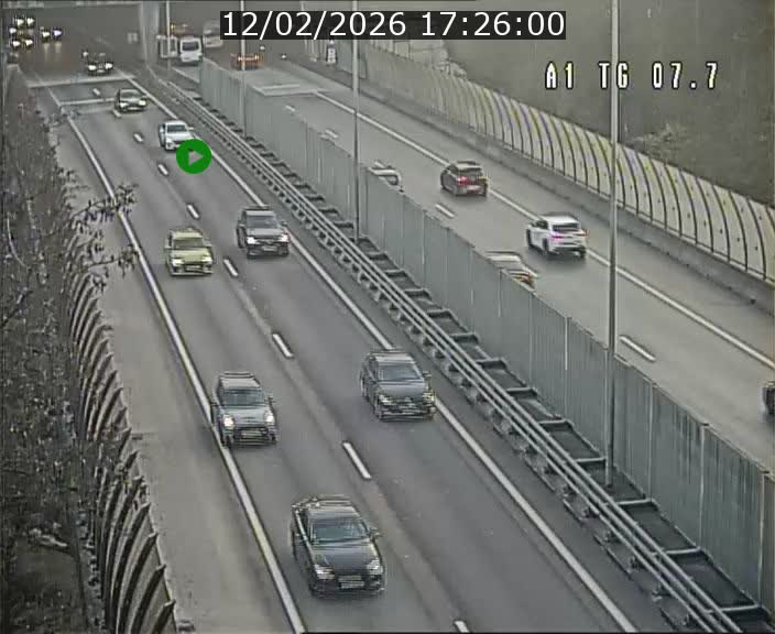 <h2>Traffic live webcam Luxembourg Kirchberg - A1 direction Luxembourg-ville - BK 7.7</h2>