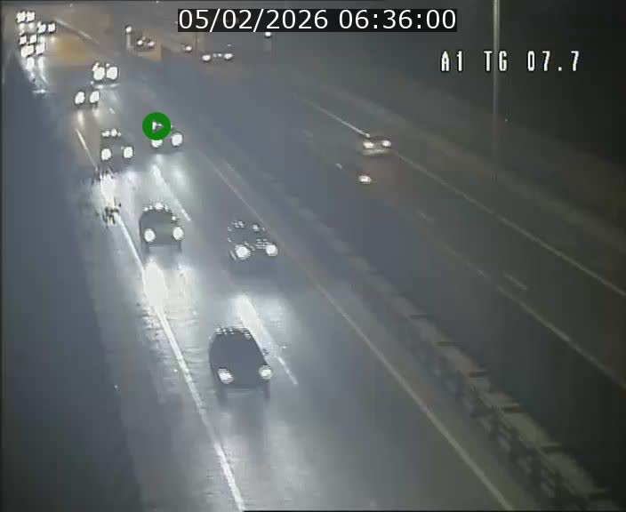 <h2>Traffic live webcam Luxembourg Kirchberg - A1 direction Luxembourg-ville - BK 7.7</h2>