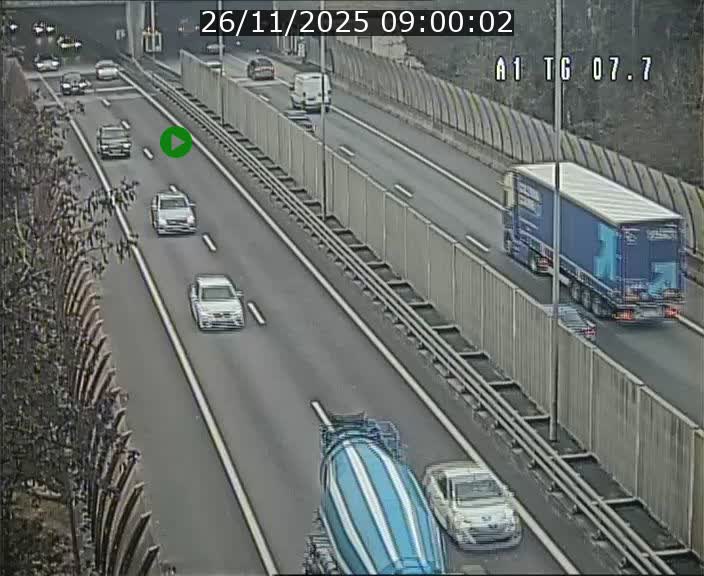 <h2>Traffic live webcam Luxembourg Kirchberg - A1 direction Luxembourg-ville - BK 7.7</h2>
