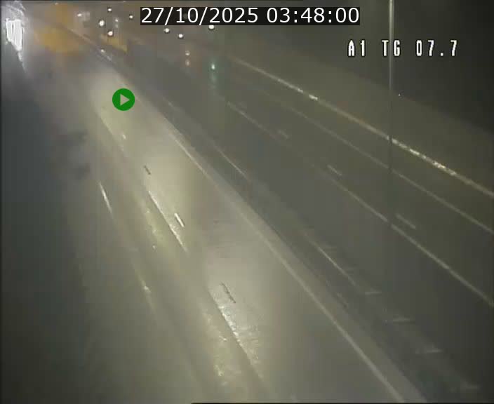 <h2>Traffic live webcam Luxembourg Kirchberg - A1 direction Luxembourg-ville - BK 7.7</h2>