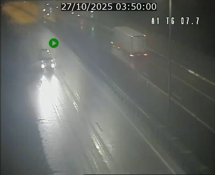 <h2>Traffic live webcam Luxembourg Kirchberg - A1 direction Luxembourg-ville - BK 7.7</h2>