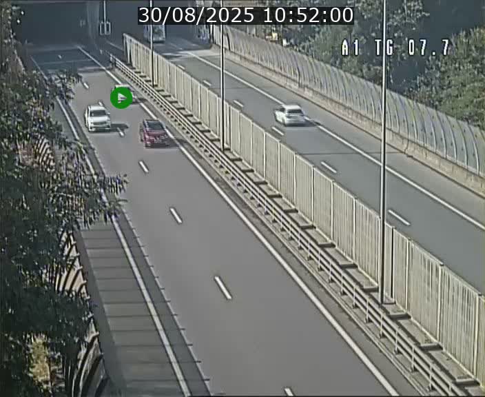 <h2>Traffic live webcam Luxembourg Kirchberg - A1 direction Luxembourg-ville - BK 7.7</h2>