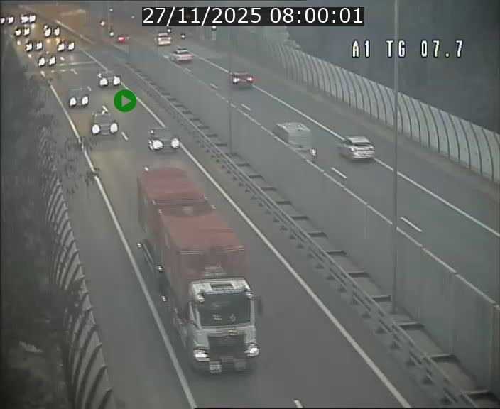 <h2>Traffic live webcam Luxembourg Kirchberg - A1 direction Luxembourg-ville - BK 7.7</h2>