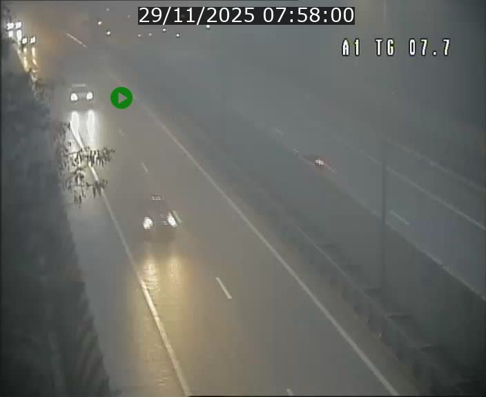 <h2>Traffic live webcam Luxembourg Kirchberg - A1 direction Luxembourg-ville - BK 7.7</h2>