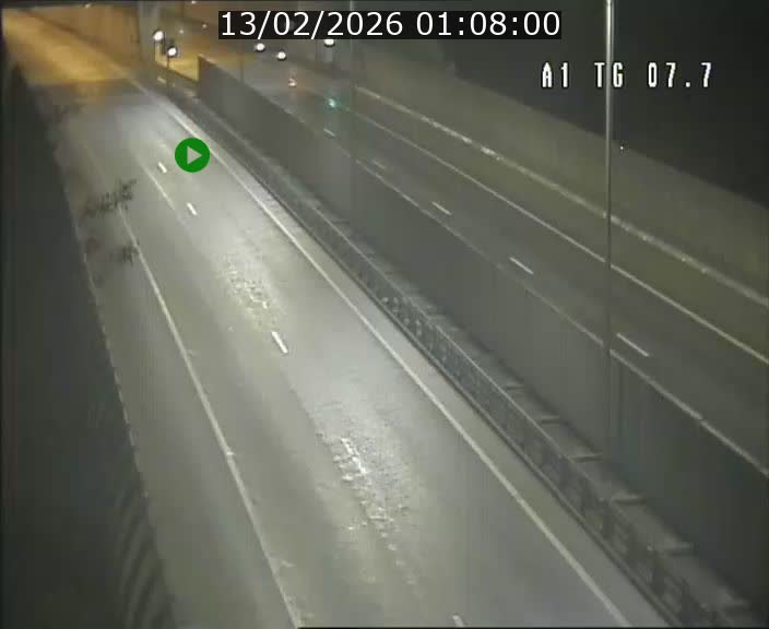 <h2>Traffic live webcam Luxembourg Kirchberg - A1 direction Luxembourg-ville - BK 7.7</h2>