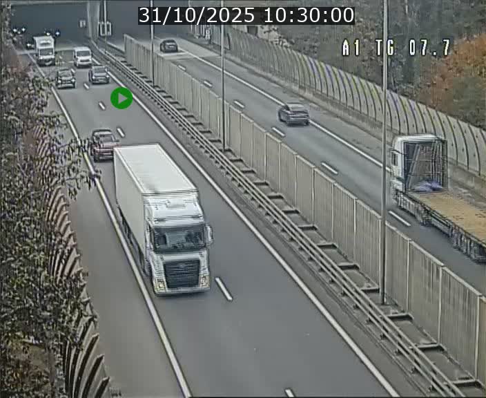 <h2>Traffic live webcam Luxembourg Kirchberg - A1 direction Luxembourg-ville - BK 7.7</h2>