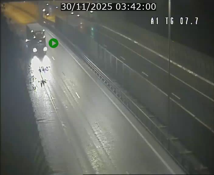 <h2>Traffic live webcam Luxembourg Kirchberg - A1 direction Luxembourg-ville - BK 7.7</h2>