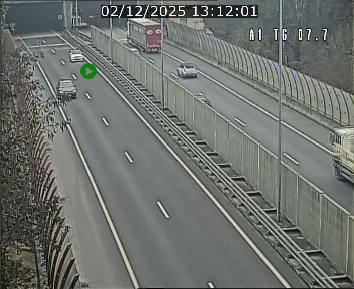 <h2>Traffic live webcam Luxembourg Kirchberg - A1 direction Luxembourg-ville - BK 7.7</h2>