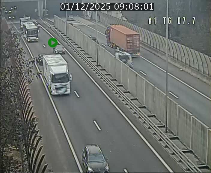 <h2>Traffic live webcam Luxembourg Kirchberg - A1 direction Luxembourg-ville - BK 7.7</h2>