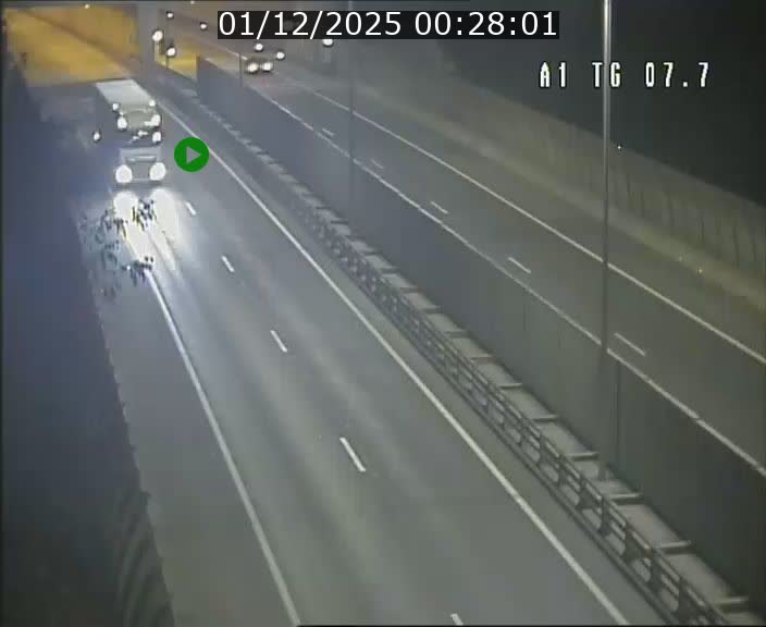 <h2>Traffic live webcam Luxembourg Kirchberg - A1 direction Luxembourg-ville - BK 7.7</h2>