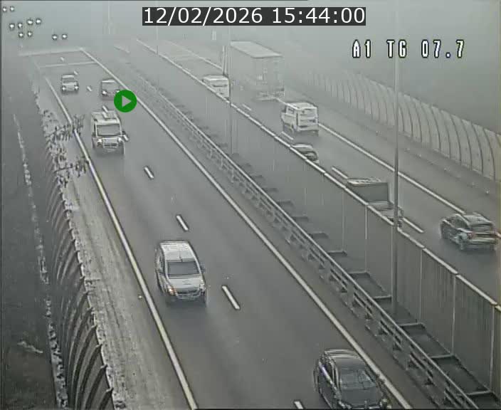 <h2>Traffic live webcam Luxembourg Kirchberg - A1 direction Luxembourg-ville - BK 7.7</h2>