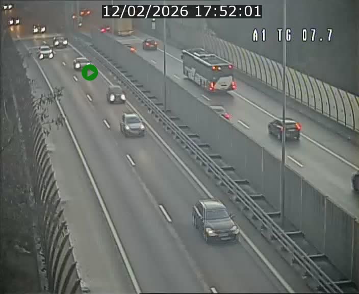 <h2>Traffic live webcam Luxembourg Kirchberg - A1 direction Luxembourg-ville - BK 7.7</h2>