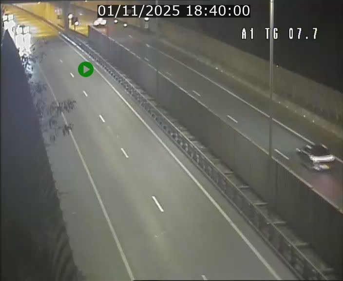 <h2>Traffic live webcam Luxembourg Kirchberg - A1 direction Luxembourg-ville - BK 7.7</h2>