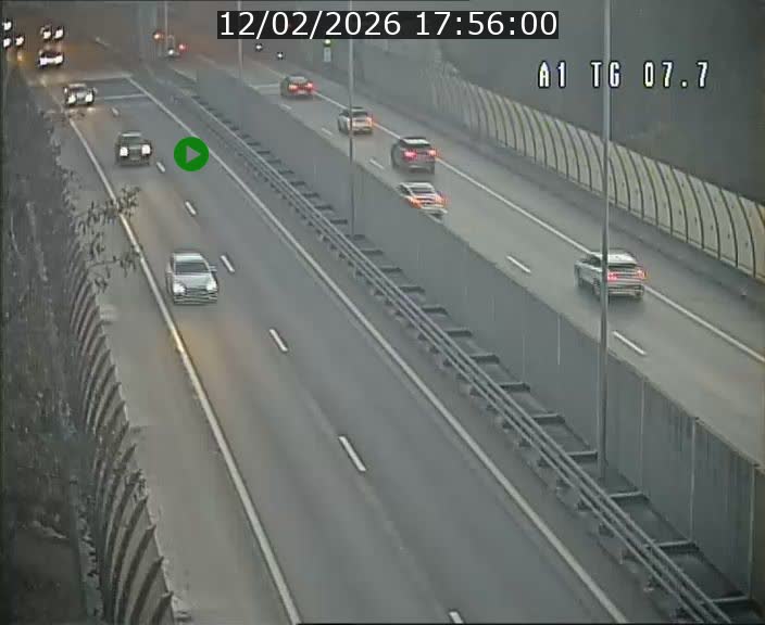 <h2>Traffic live webcam Luxembourg Kirchberg - A1 direction Luxembourg-ville - BK 7.7</h2>