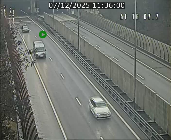 <h2>Traffic live webcam Luxembourg Kirchberg - A1 direction Luxembourg-ville - BK 7.7</h2>
